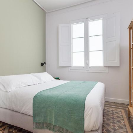 Flateli Pelayo H5 Apartment Barcelona Bagian luar foto