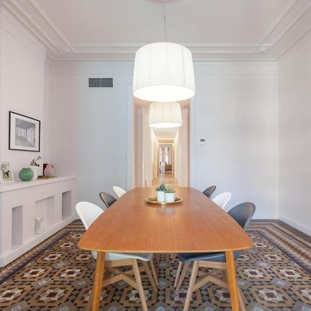 Flateli Pelayo H5 Apartment Barcelona Bagian luar foto