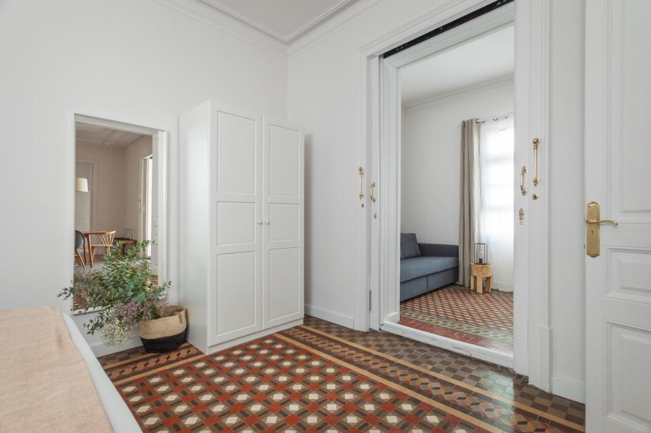 Flateli Pelayo H5 Apartment Barcelona Bagian luar foto