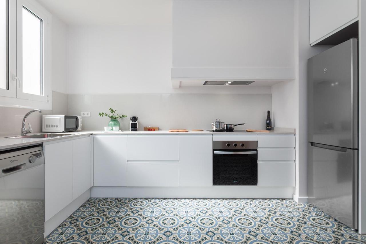 Flateli Pelayo H5 Apartment Barcelona Bagian luar foto