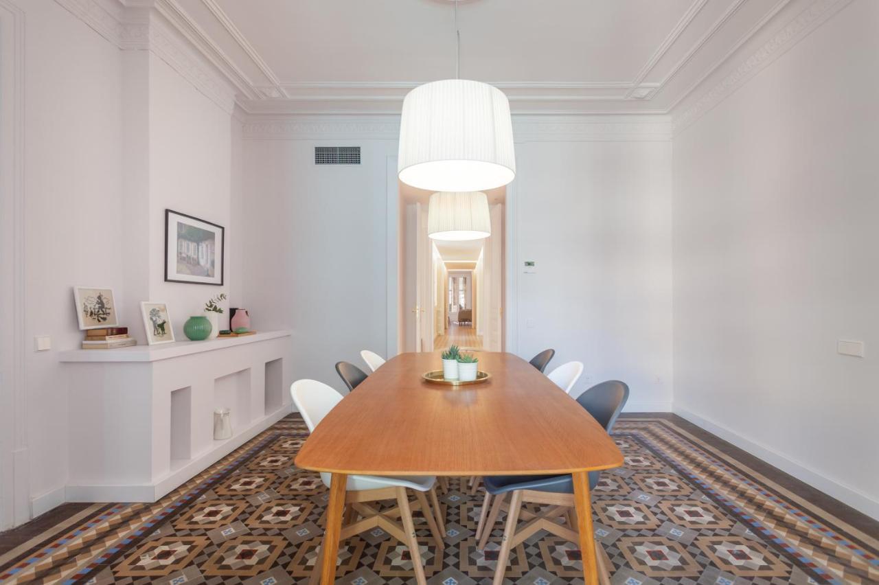 Flateli Pelayo H5 Apartment Barcelona Bagian luar foto
